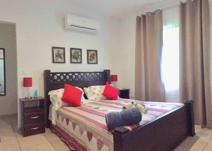 Green Villas Tamarindo *